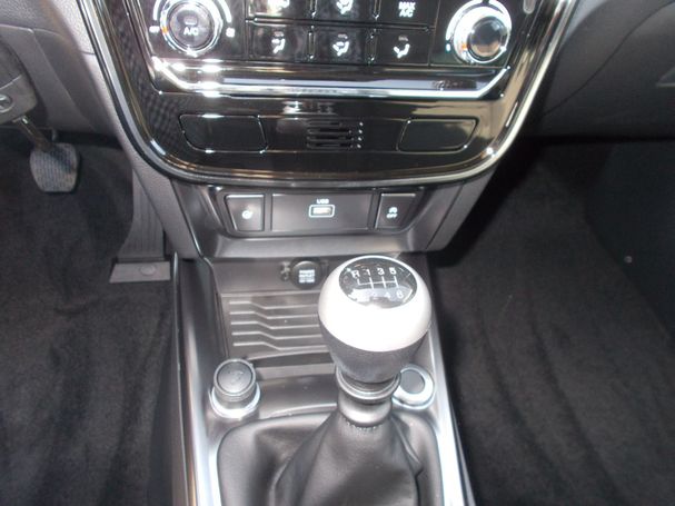 SsangYong Tivoli 1.5 120 kW image number 16