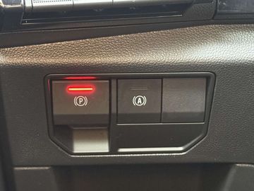 Car image 41