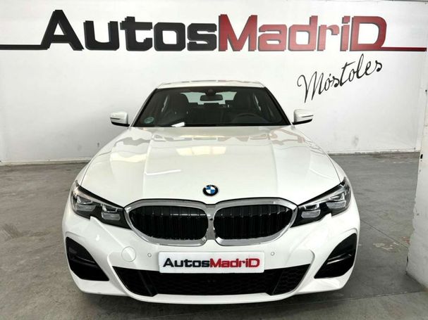 BMW 320i 135 kW image number 2