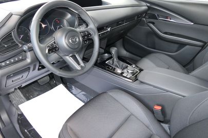 Car image 15