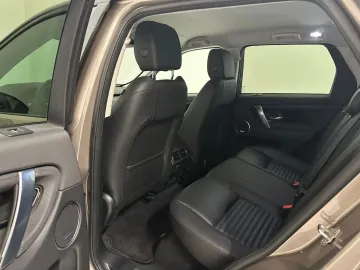 Car image 29