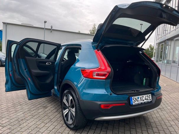 Volvo XC40 Recharge T4 Plus Bright DKG 155 kW image number 10