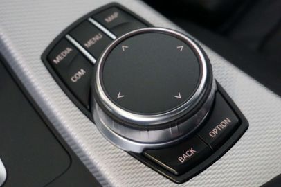 Car image 36