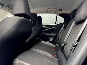 Car image 31