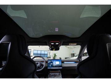 Car image 29