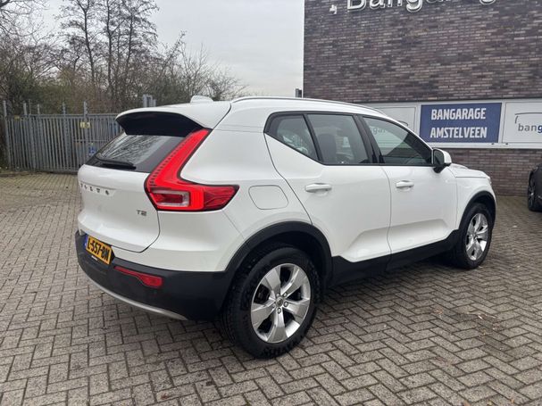 Volvo XC40 T2 Momentum 95 kW image number 13