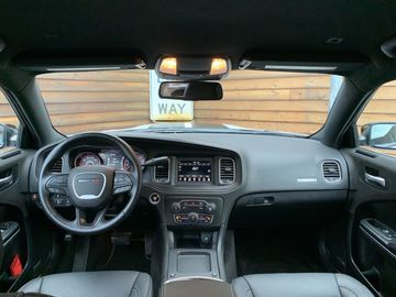 Car image 29