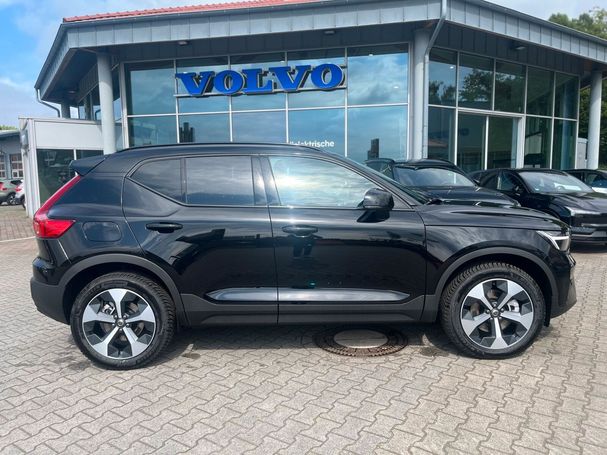 Volvo XC40 B3 Plus Dark 120 kW image number 7