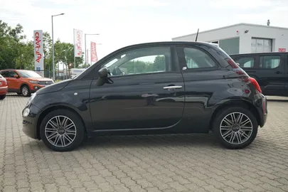 Car image 4