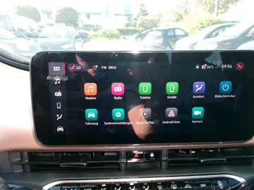 Car image 29
