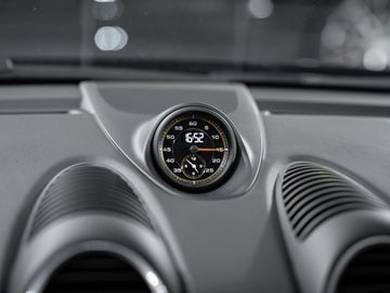 Car image 31