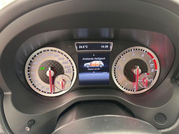 Car image 33