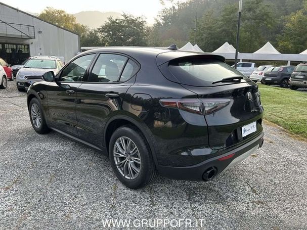 Alfa Romeo Stelvio Diesel AT8 118 kW image number 4