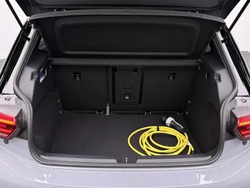 Car image 41
