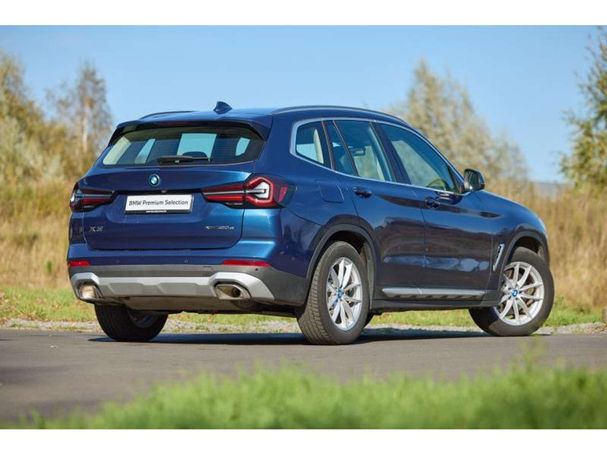 BMW X3 xDrive30e 215 kW image number 3