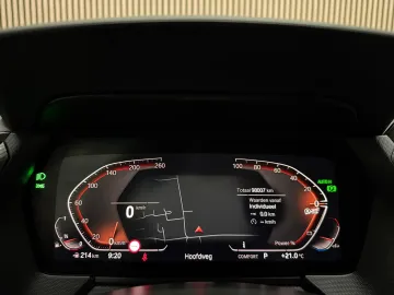 Car image 39