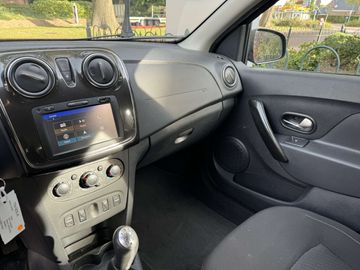 Car image 22