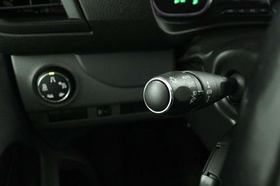 Car image 31