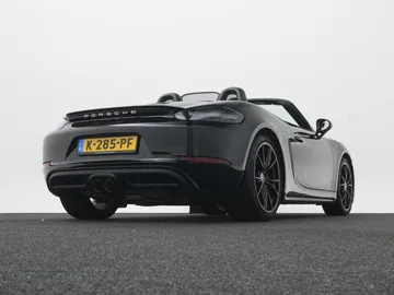Car image 41