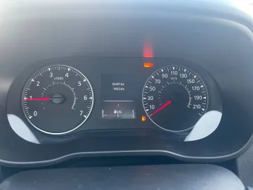 Car image 31