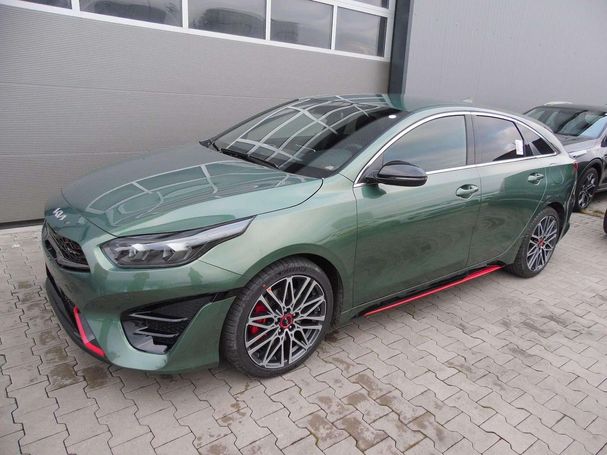 Kia ProCeed GT 150 kW image number 1