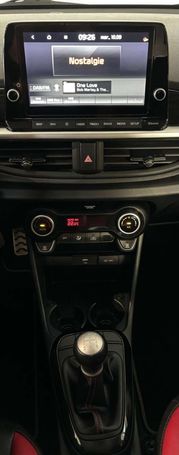 Kia Picanto 1.2 GT Line 62 kW image number 9