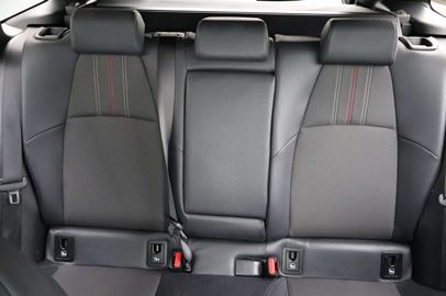 Car image 37