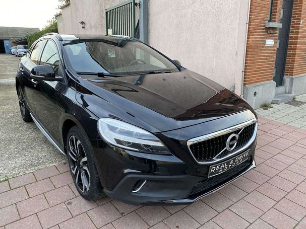 Volvo V40 Cross Country D2 88 kW image number 2