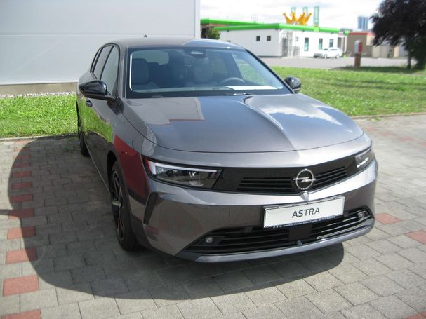 Opel Astra 81 kW image number 2