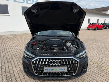 Car image 27