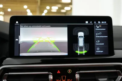 Car image 39