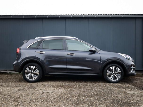 Kia Niro e 64 kWh 150 kW image number 3