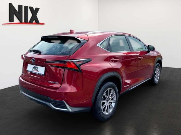 Lexus NX 300 H 145 kW image number 4