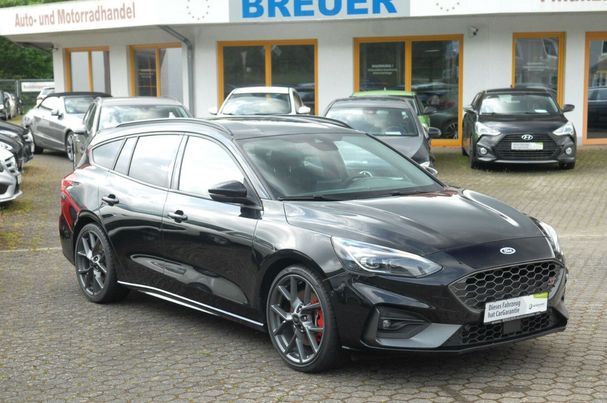 Ford Focus ST 206 kW image number 2