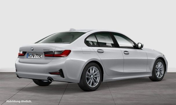 BMW 330 Advantage 185 kW image number 2