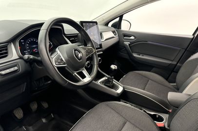 Car image 11