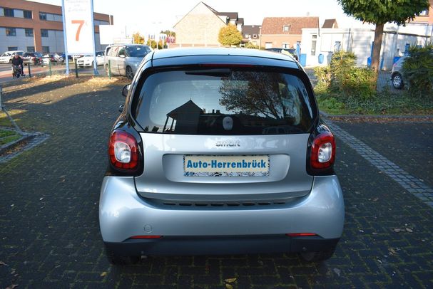 Smart ForTwo Coupe 52 kW image number 3