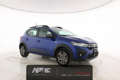 Car image 2
