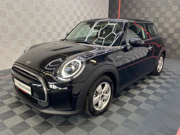 Mini Cooper Essential Trim 100 kW image number 1