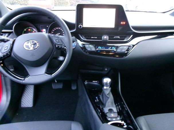 Toyota C-HR 2.0 Hybrid 135 kW image number 6