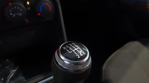 Car image 37