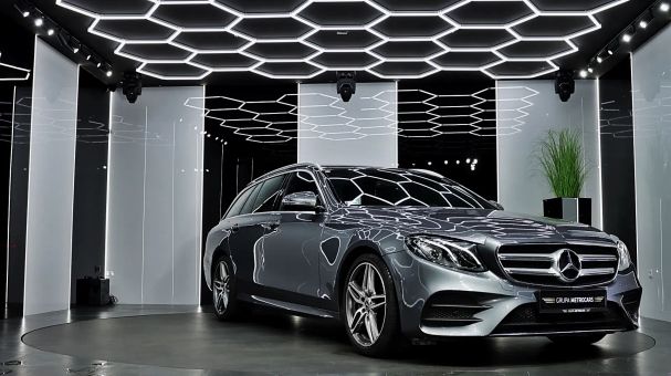 Mercedes-Benz E 220 d T 9G-Tronic 143 kW image number 13