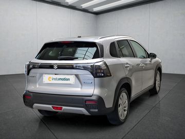 Car image 3