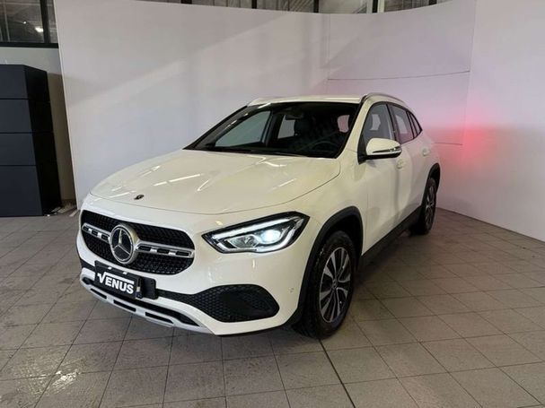 Mercedes-Benz GLA 180 85 kW image number 1