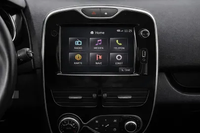 Car image 24