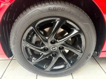 Car image 29