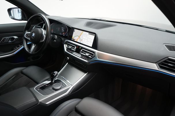 BMW 330d Touring M Sport xDrive 210 kW image number 6