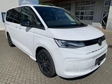 Car image 30