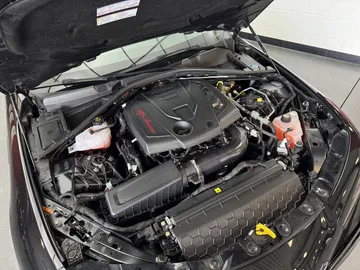 Car image 32