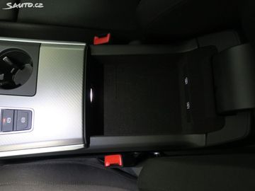 Car image 36